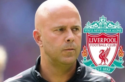Liverpool ra phán quyết chót về việc sa thải Arne Slot