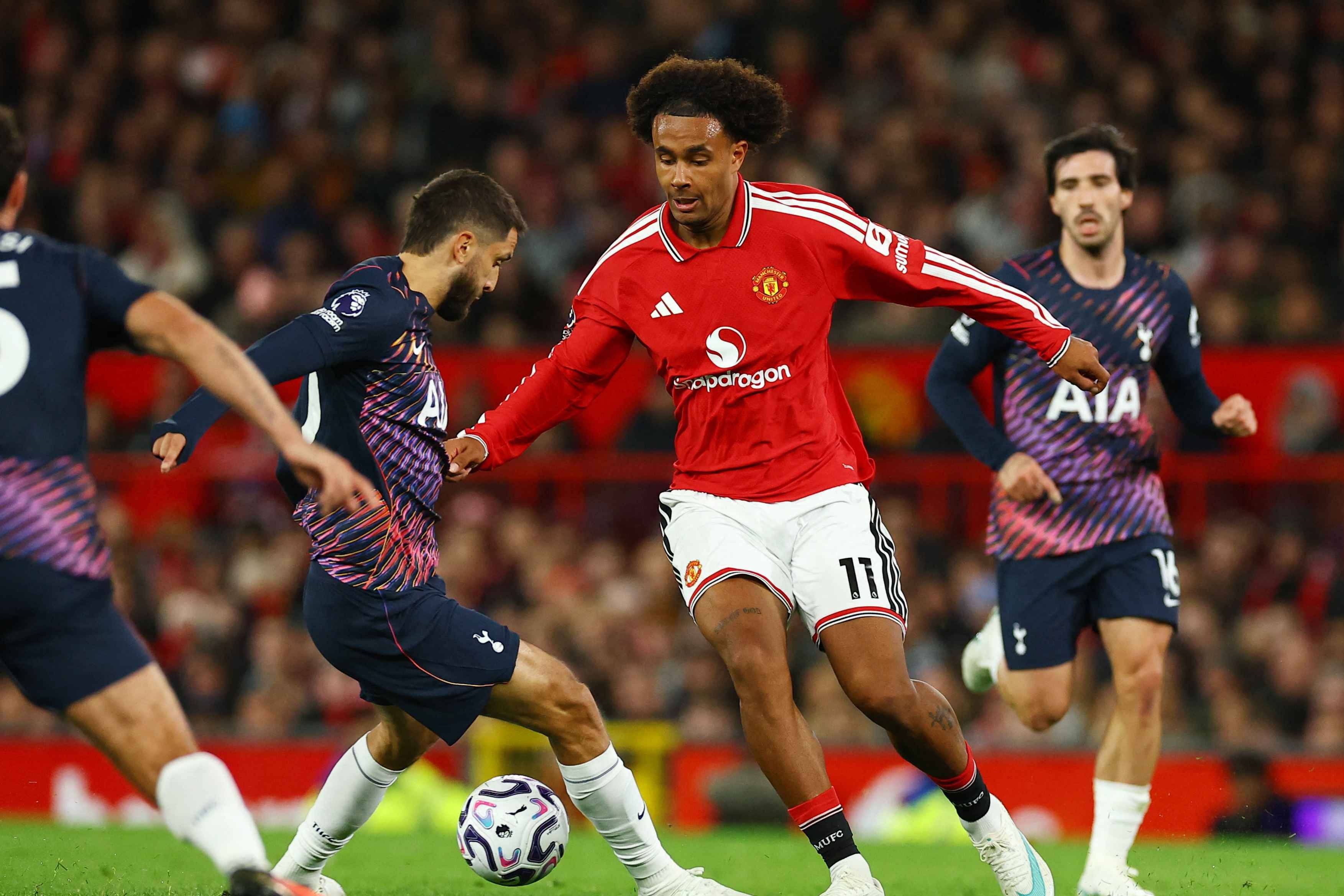 Nguồn tin từ Flashscore: Chấn thương của Sesko mở ra hy vọng mới cho Zirkzee ở lại Man United
