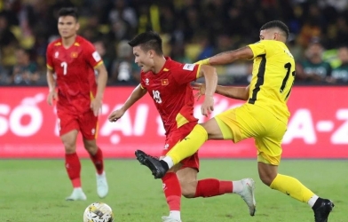 CĐV châu Á phản ứng mãnh liệt khi Malaysia bị AFC xử thua 0-3 Việt Nam