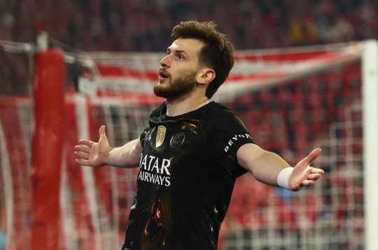Vượt qua Bayern, Kvaratskhelia nói thẳng 1 điều về Arsenal