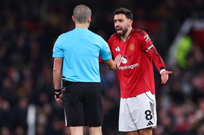 FIFA sắp áp dụng điều luật gây tranh cãi, MU từng là nạn nhân