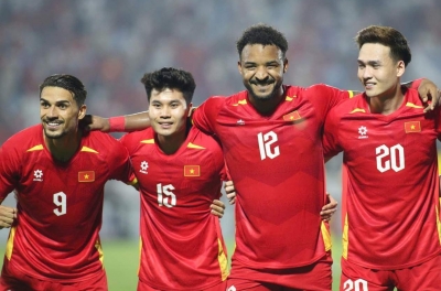 ĐT Việt Nam có 'quái kiệt' 1 mình tạo ra 4 kiến tạo phạt góc gây sốt