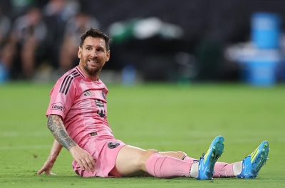 Ronaldo đến xem Messi thi đấu