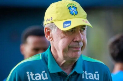 HLV Ancelotti nói thẳng đội bỏ đá FIFA ASEAN Cup thiếu 'văn hóa bóng đá'