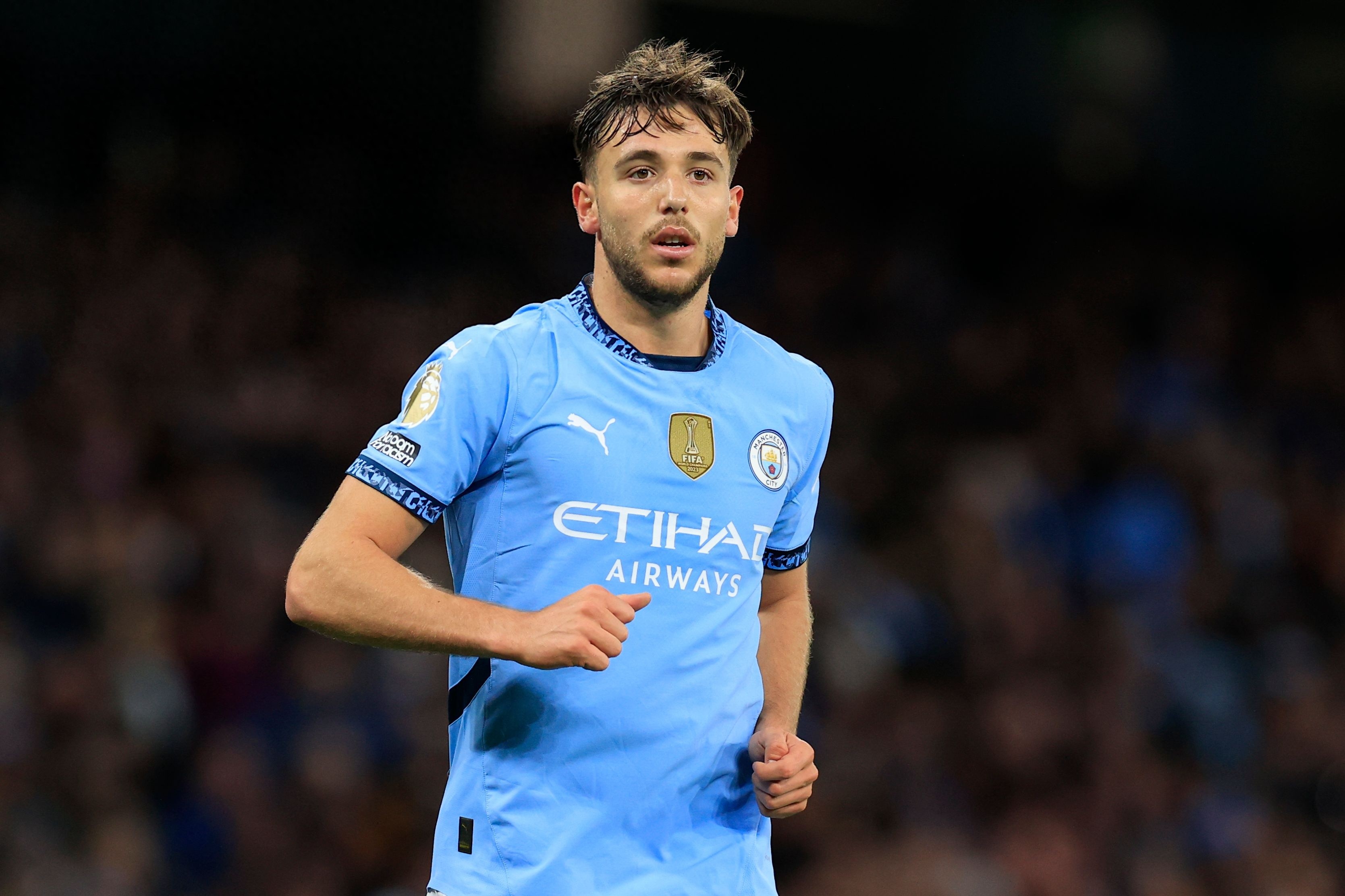 Khoảng cách 4 điểm có thể san bằng, Man City sẽ dốc toàn lực tranh chức vô địch Ngoại hạng Anh, hai trụ cột trở lại, tiền đạo Na Uy bị bán đi.