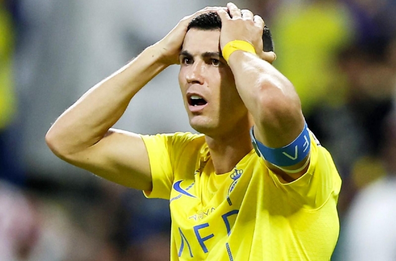 CHÍNH THỨC: FIFA ra án phạt, Al Nassr của Ronaldo 'hết mơ' Saudi Pro League?