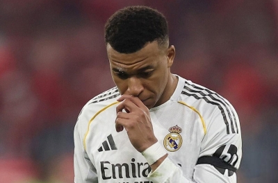 Mbappe gay gắt: 'Họ muốn chúng tôi tạo ra phép màu'