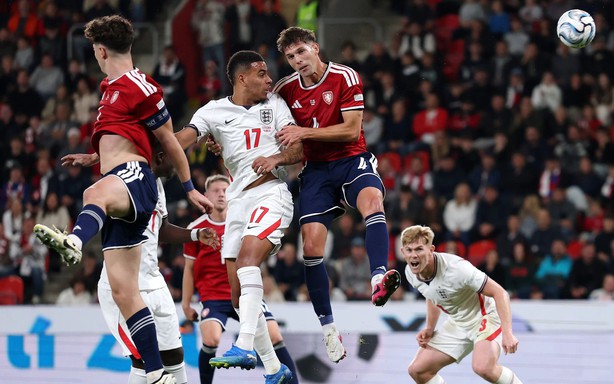 UEFA Nations League 2926/27, Đội tuyển Anh: Tiến bộ hay cái bẫy từ tấm thẻ đỏ?