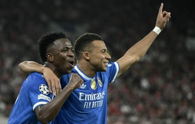 Vinicius tỏa sáng, Real Madrid nắm lợi thế lớn tại play-off Cúp C1