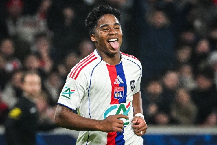 Tiền đạo Real Madrid lần đầu lập hat-trick tại Lyon, Alonso bị loại bỏ sau khi không sử dụng, Endrick tỏa sáng với 10 điểm tại Ligue 1