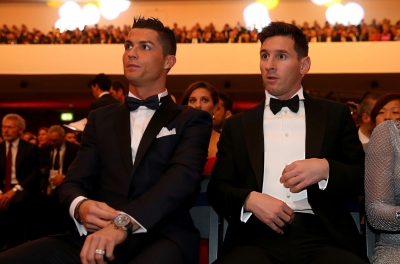 Messi và Ronaldo chuẩn bị cạnh tranh Quả bóng Vàng