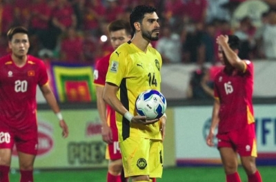 Ngoại binh V.League ghi bàn lịch sử, Malaysia vẫn thua Việt Nam