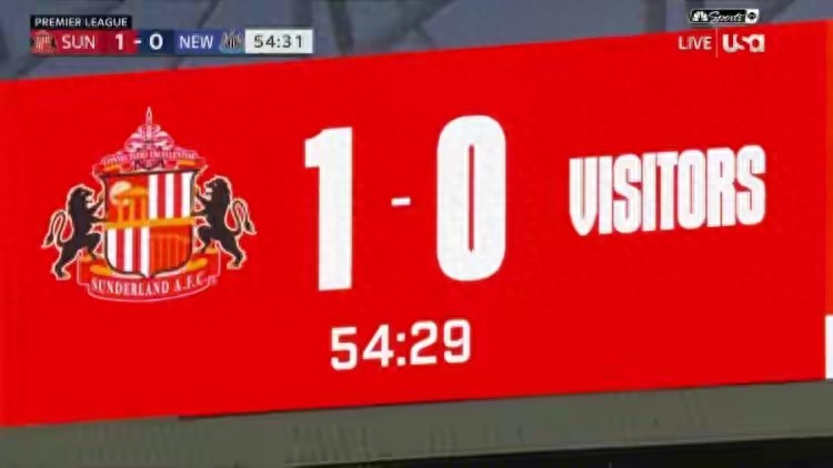Đội bóng kình địch ở Ngoại hạng Anh! Sân vận động của tôi, huy hiệu của bạn không xứng xuất hiện, hàng trăm năm thù hận được truyền lại