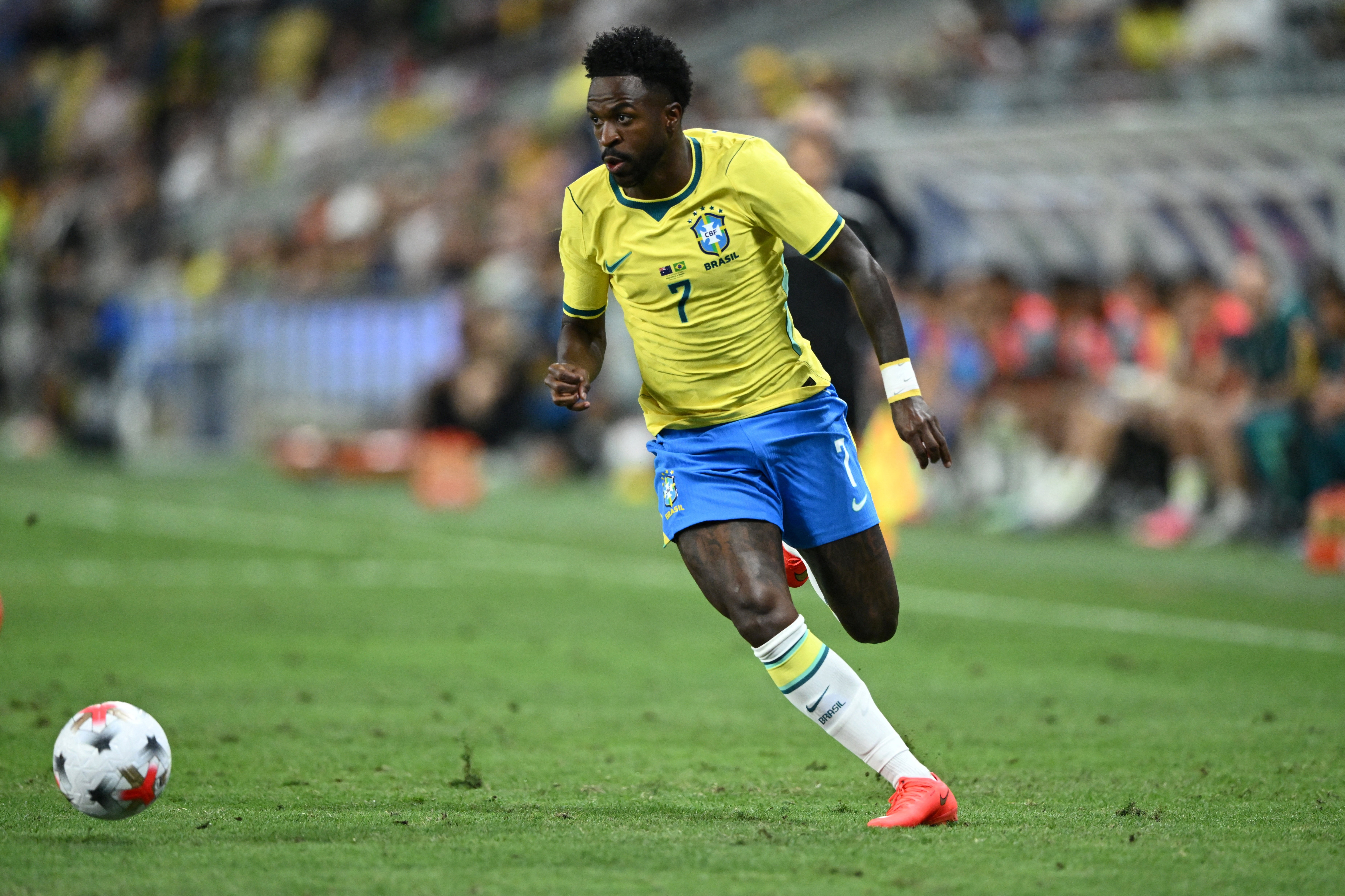 'Cậu ấy xứng đáng được kiên nhẫn': HLV Brazil Ancelotti bảo vệ Vinicius về phong độ