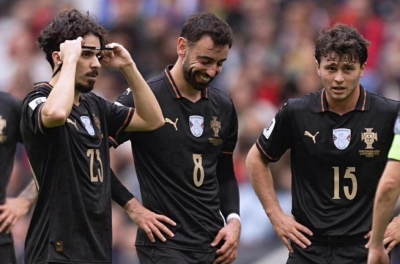 Bruno Fernandes mở lời, bom tấn 160 triệu Euro 'lướt qua' MU