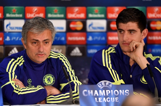 Thibaut Courtois thắng thắn chỉ trích Jose Mourinho