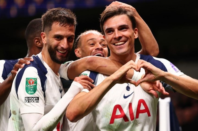 Trực tiếp Tottenham vs Brentford, 22h00 hôm nay 6/12