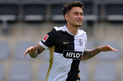 Quyết khoá chặt Đình Bắc, Thái Lan triệu tập gấp ngôi sao Bundesliga