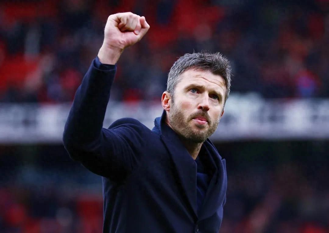 Trở lại và giành chiến thắng trong trận derby Manchester! Sau 4 năm, Carrick vẫn giữ được may mắn của mình