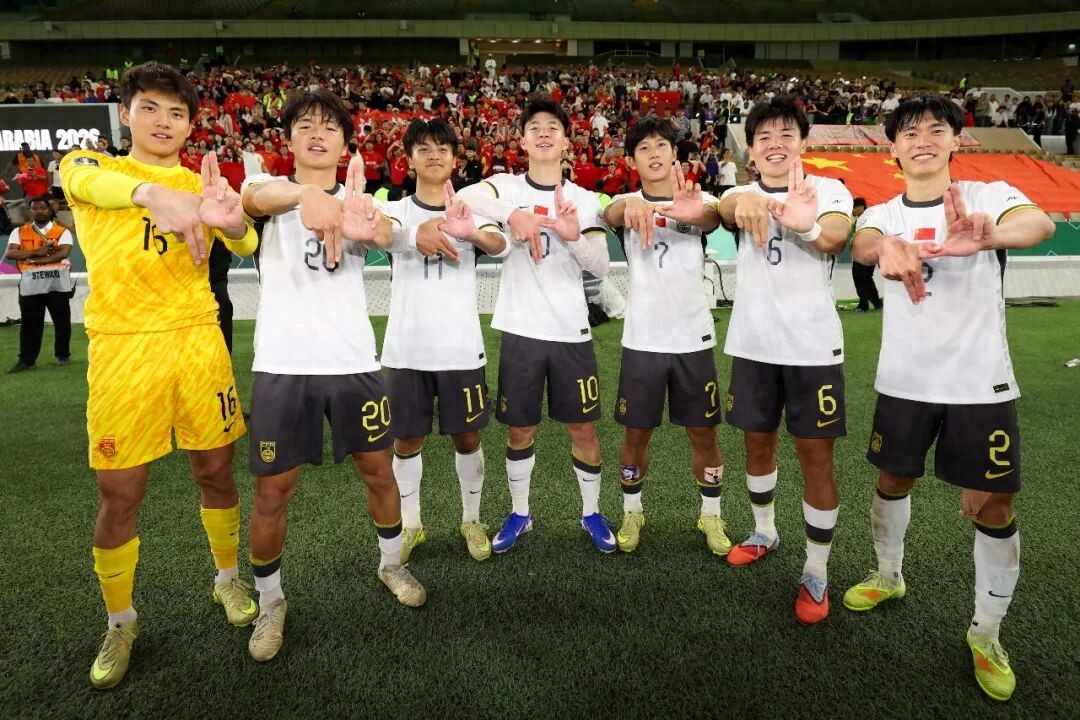 Đêm chung kết, giấc mơ trong tầm tay: "Trái tim vô địch" của đội U23 quốc gia và "câu trả lời cuối cùng" của Antonio