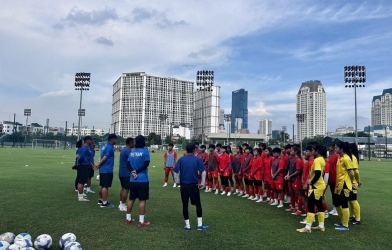 30 cầu thủ lên tuyển Việt Nam, sẵn sàng tranh vé dự World Cup