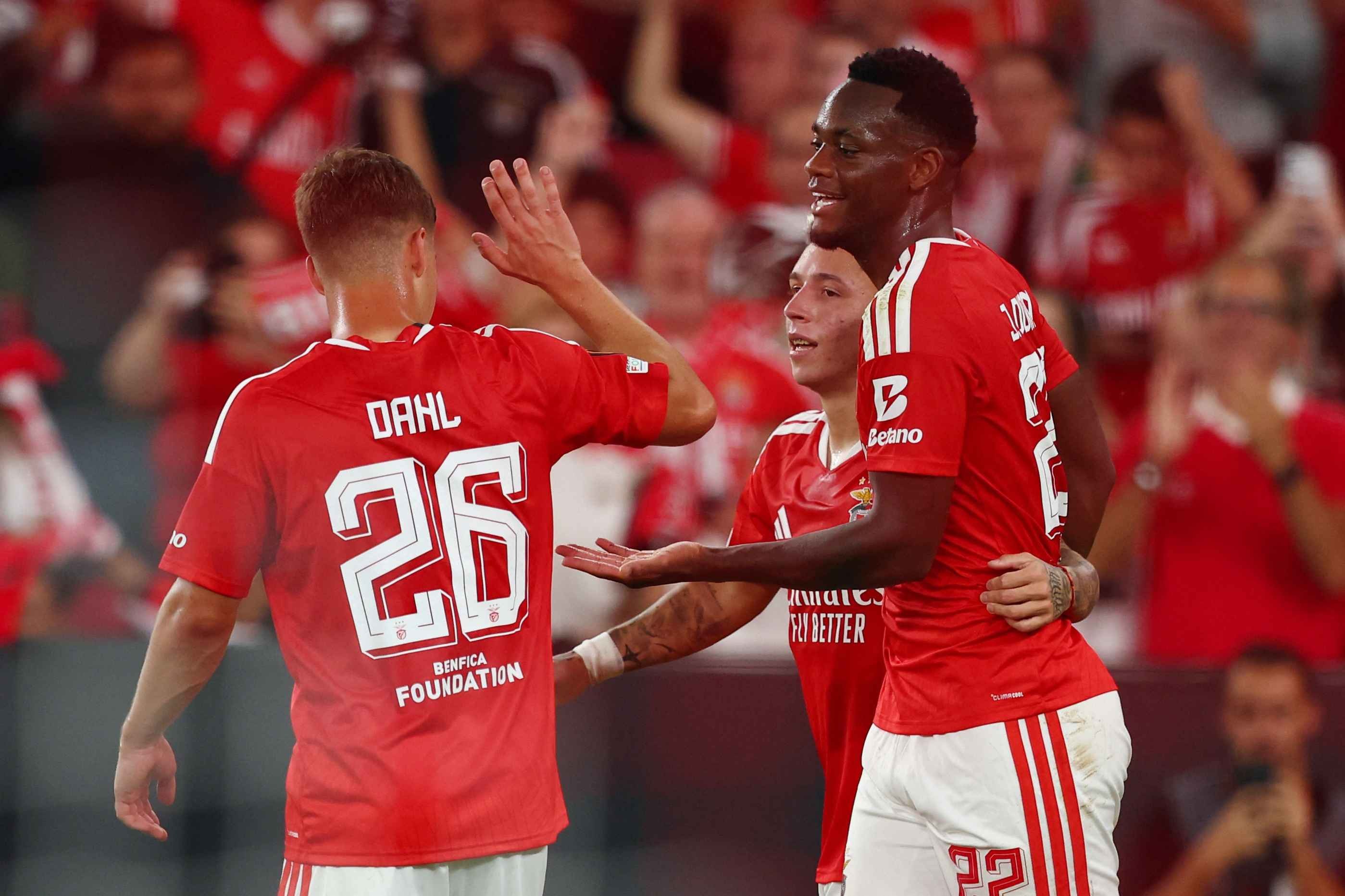 Duran lập cú đúp khi Benfica đánh bại Celtic 4-1 trong trận đại thắng tại Europa League