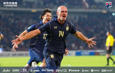 Báo Thái Lan vỡ òa khi đội nhà giành vé đến VCK Asian Cup