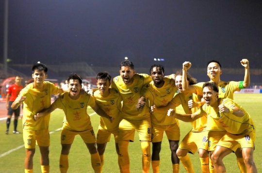 Vừa bị nhắc nhở, sao Việt kiều Pháp lập tức ghi dấu ấn tại V.League