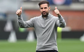 Vì sao Cesc Fabregas bị nhiều người ghét ở Serie A?