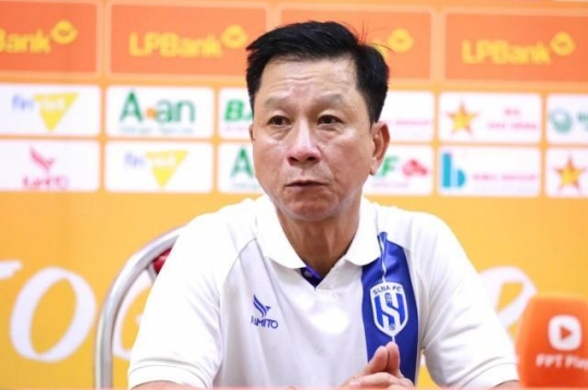 HLV Văn Sỹ Sơn nói điều bất ngờ sau trận hòa nghẹt thở