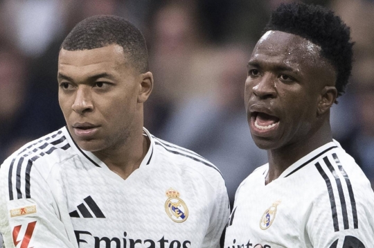 Mbappe nói thẳng về Vinicius, tuyên bố đầy tự tin về Quả bóng Vàng