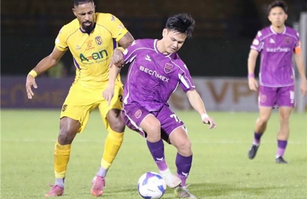 Cuộc đua trụ hạng V-League: Những trận cầu ‘sinh tử’