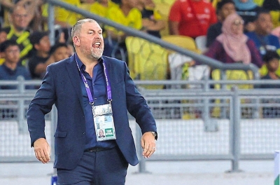 HLV ĐT Malaysia tuyên bố đánh bại Việt Nam ngay trên sân Thiên Trường