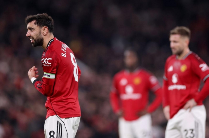 Bruno 'nổi điên' với đồng đội, phòng thay đồ MU hỗn loạn tột độ