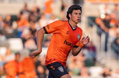 Chân sút Việt kiều Mỹ bất ngờ rộng cửa cập bến V.League