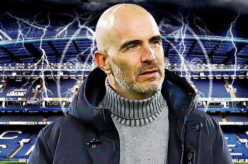 HLV vô địch thế giới đối diện nguy cơ sa thải gây choáng