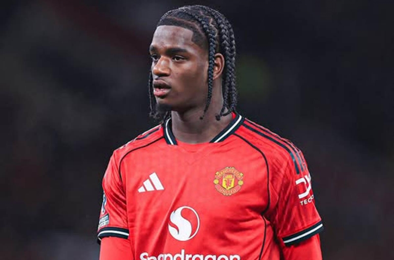 Ayden Heaven bất đắc dĩ đi vào lịch sử MU