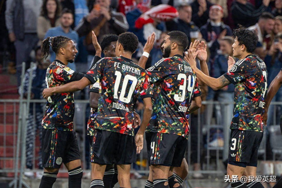 Điên rồ? Bayern thắng 7-0 để leo lên đỉnh Bundesliga! Ngôi sao 170 triệu euro lập hat-trick + tự mình tạo ra 5 bàn, Kane đạt cột mốc 100 bàn