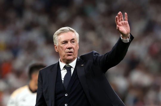 CHÍNH THỨC: Carlo Ancelotti tái xuất tại Bernabeu