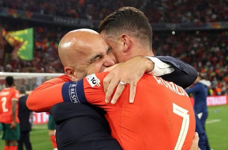 Tại sao Ronaldo vẫn không thể thay thế ở ĐT Bồ Đào Nha?