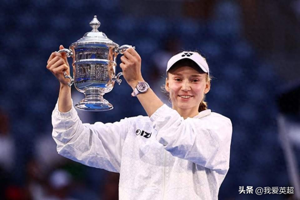 Đẳng cấp vàng! Mỹ nhân băng 27 tuổi liên tiếp đánh bại Zheng Qinwen và 3 nhà vô địch US Open, tạo nên lịch sử quần vợt châu Á