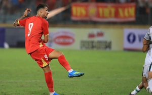 Bị 'thần may mắn' ngoảnh mặt, Hoàng Hên khẳng định 'tôi không tiếc, rồi bàn thắng sẽ đến'