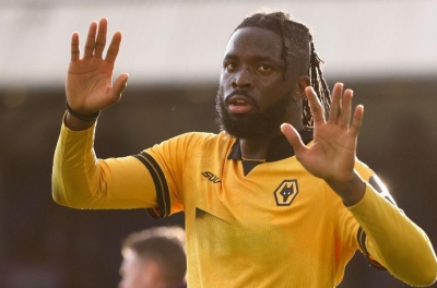 Wolves lên án hành vi phân biệt chủng tộc với Tolu Arokodare, có cả CĐV Việt Nam