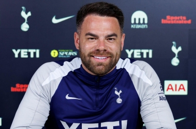 CHÍNH THỨC: Tottenham ký hợp đồng với HLV người Anh