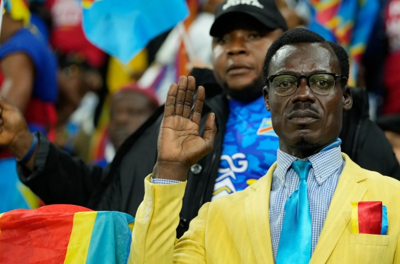 115 phút khó tin của một CĐV châu Phi, thế giới sững sờ