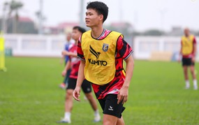 Tin nóng bóng đá Việt hôm nay 28/2: Tuyển thủ U23 Việt Nam xuống hạng Nhất thi đấu; Asian Cup nữ có giải thưởng đặc biệt