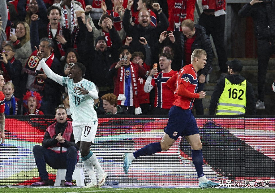 Tổng hợp UEFA Nations League: Bồ Đào Nha 2-1 Na Uy! Đức thua sốc 0-1, lần đầu tiên trong lịch sử thua Hy Lạp; Hà Lan 2-1 Serbia.