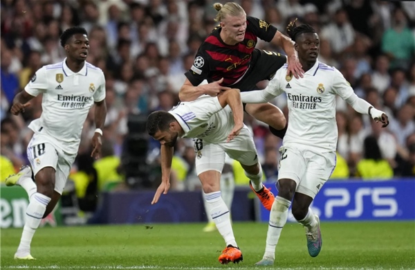 Đại chiến vòng 1/8 Champions League