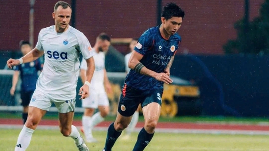 CLB CAHN báo tin 'nóng', đăng ký Văn Hậu ở giai đoạn lượt về V-League 2025/26