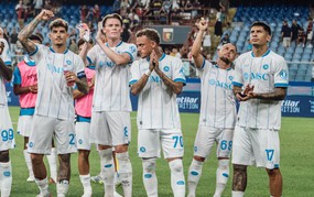 Nhận định Napoli vs Frosinone 01h45 ngày 11/10, vòng 6 Serie A